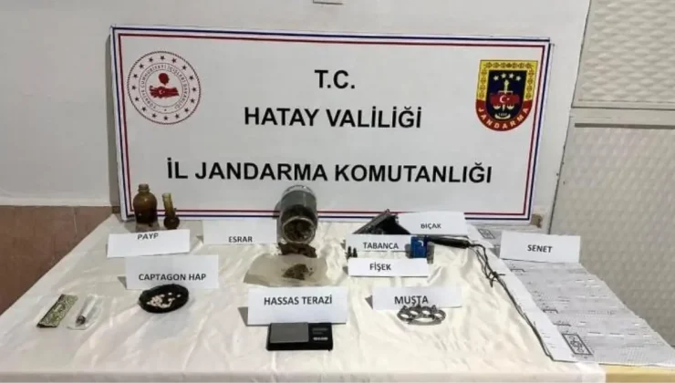 Hatay’da Jandarma’dan Kaçakçılık Operasyonu: 773 Litre Alkol ve 6 Bin Sigara Ele Geçirildi